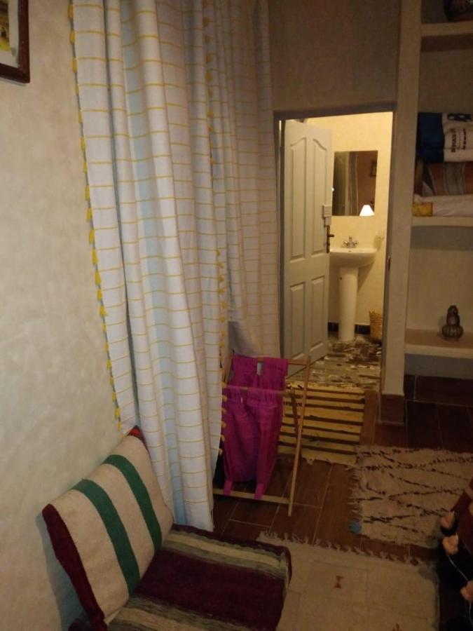 Le Petit Jardin Bed & Breakfast Demnat Exterior photo
